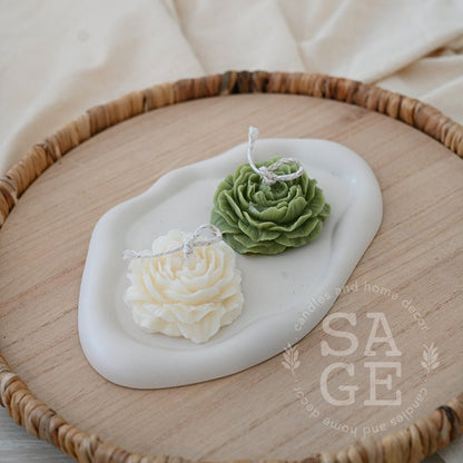 natural-shaped oval tray - Sage